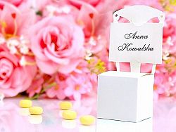 PartyDeco Doboz - szék alakú, névtáblával