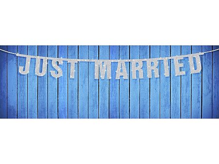 Banner Just Married